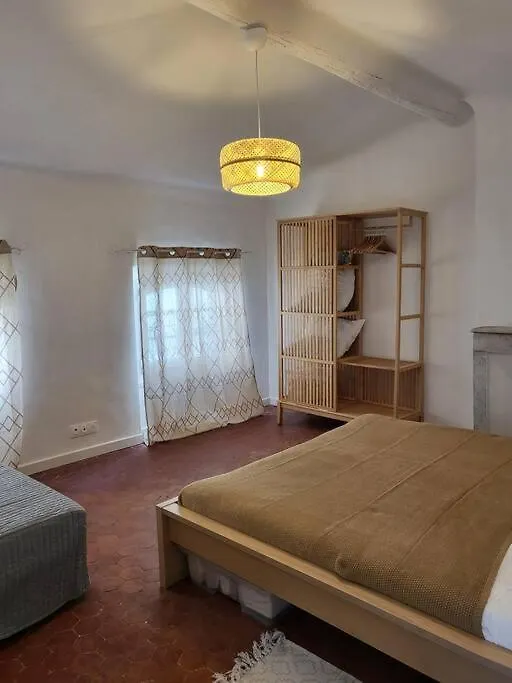Logement Au Coeur De Marseille, Le Stassi 0*, Marseille